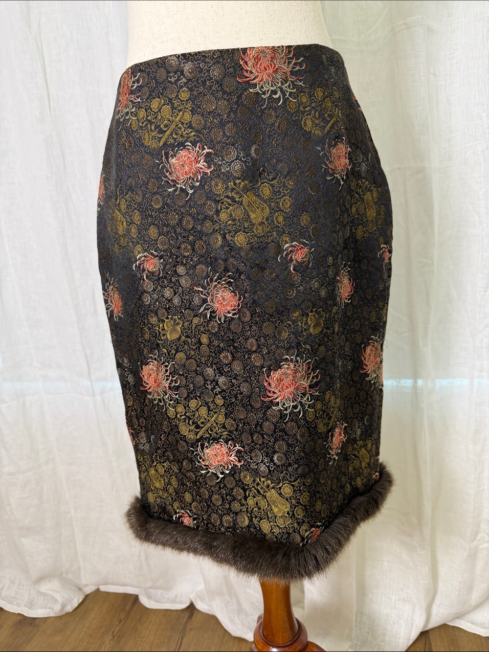 Etcetera Black Brocade Pencil Skirt with Coral Floral Accents & Faux Fur Trim